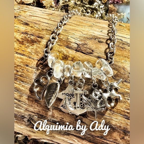 Alquimia Jewelry - Handmade statement chunky clear quartz charms necklace